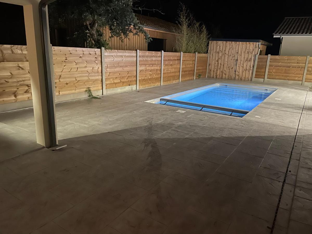 Villa Lacanau avec piscine chauffée Esterno foto